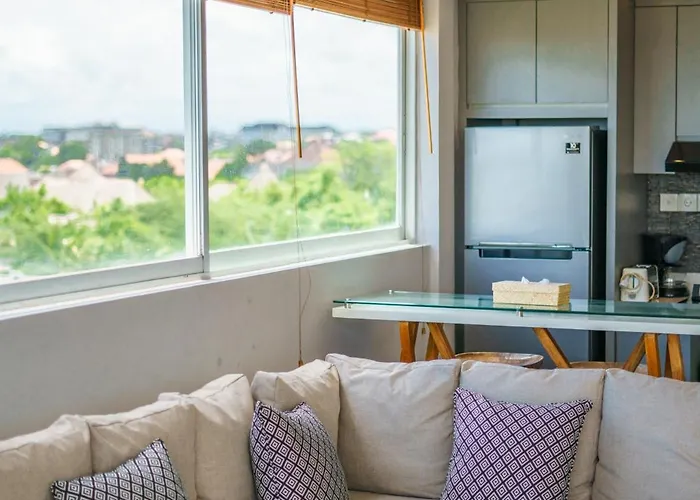 Private Penthouse With Sunset Views アパート スミニャック