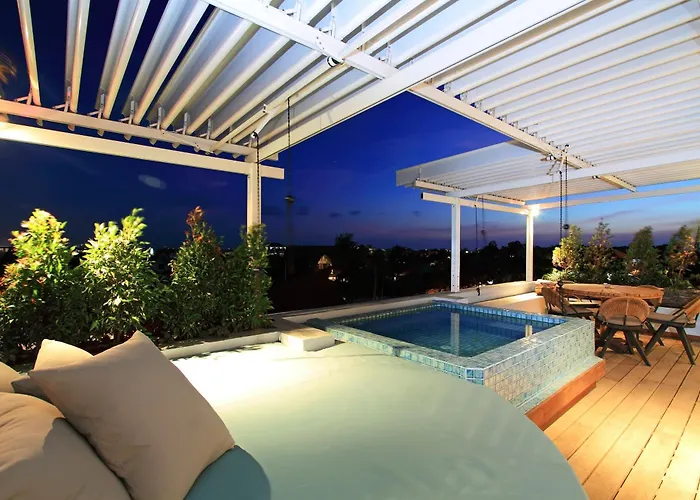 Private Penthouse With Sunset Views