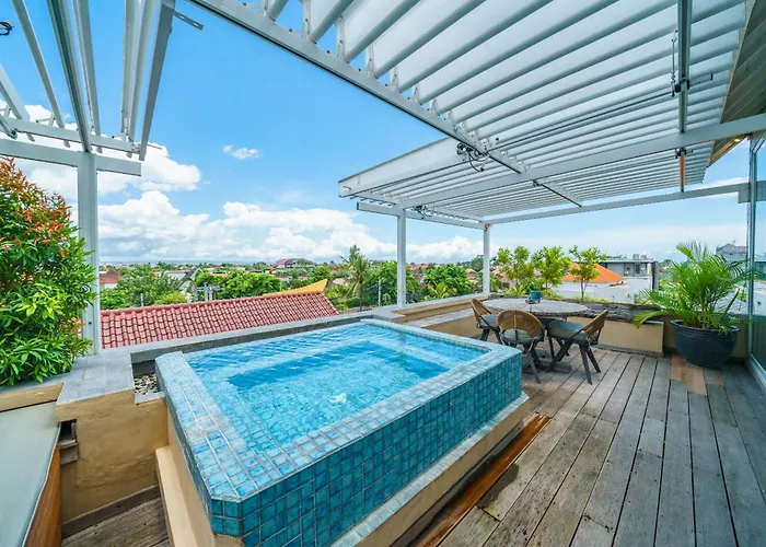 Private Penthouse With Sunset Views *